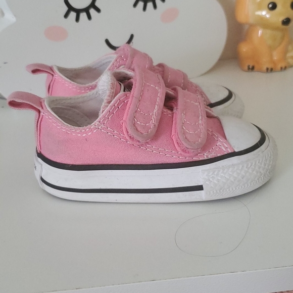 Baby Converses - Picture 2 of 3